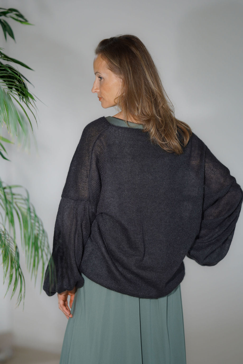 Women’s kid mohair and silk sweater with a relaxed back and gathered wide sleeves