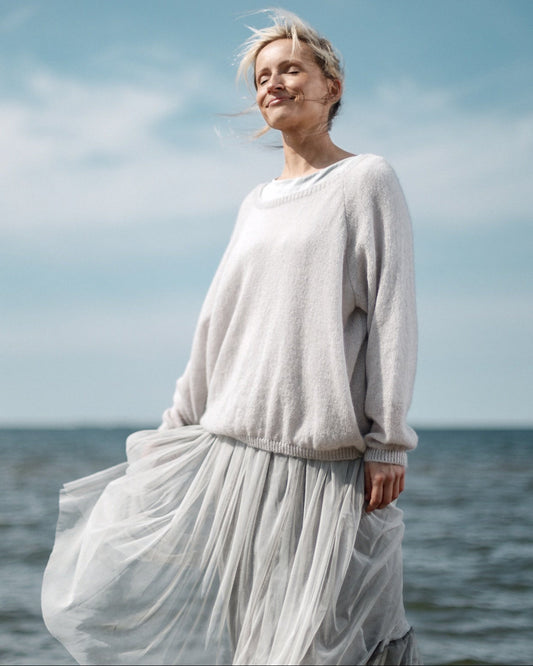 Premium handmade raglan sweater in kid mohair & silk