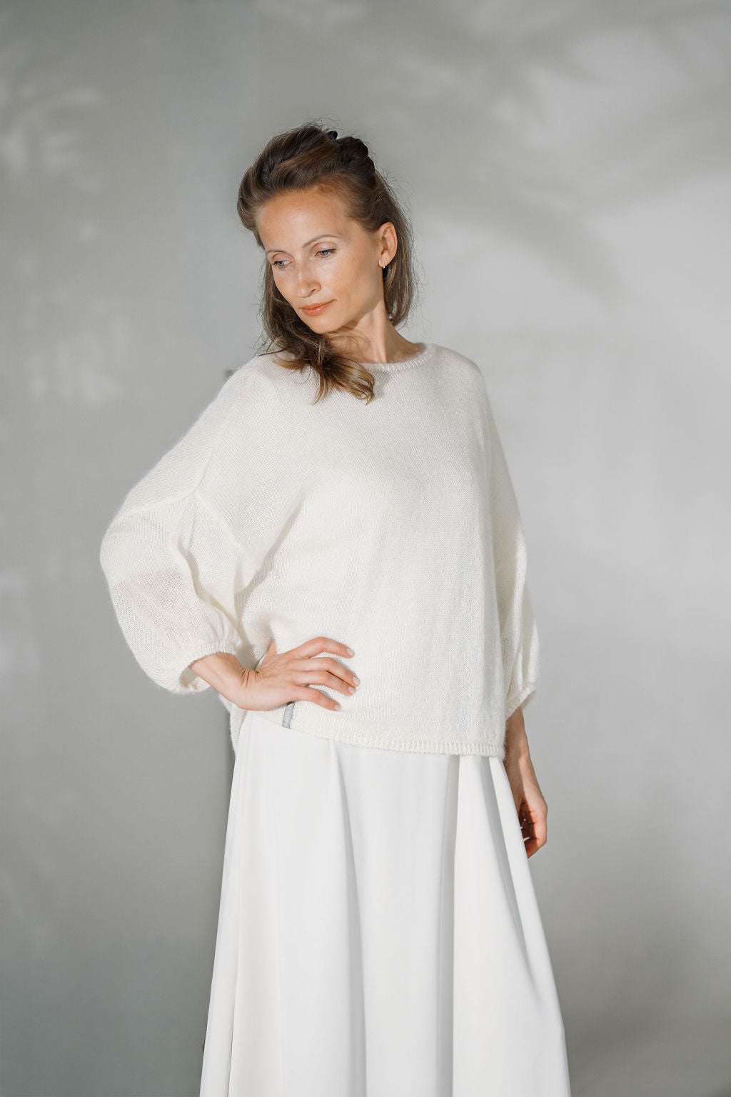 Women's knitted mohair sweater with short balloon sleeves