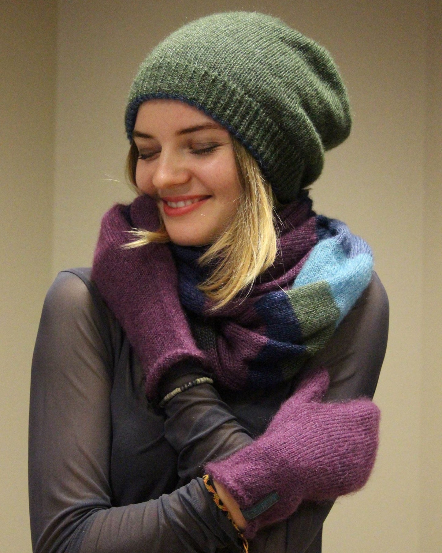 Green soft ribbed knit texture in kid mohair & silk