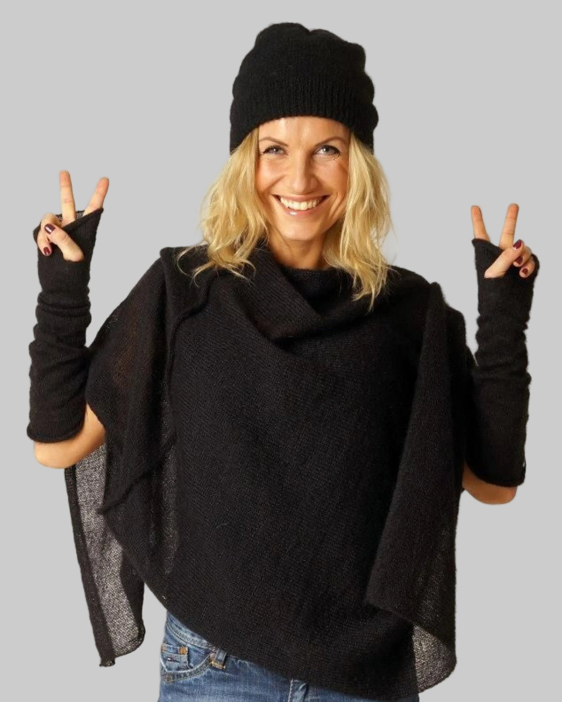 Black soft knit texture in kid mohair & silk