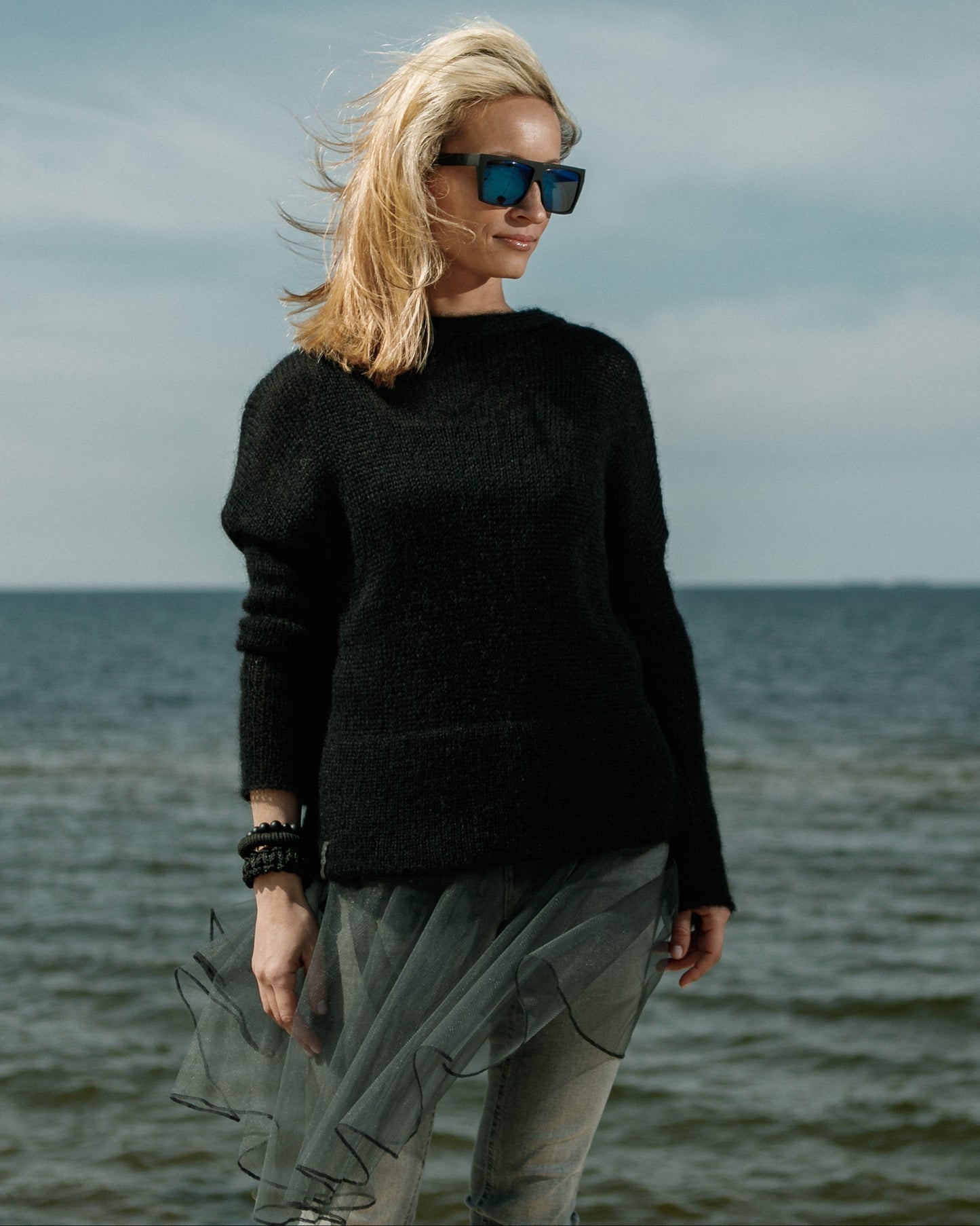 Black premium handmade kid mohair & silk thick knitwear for women