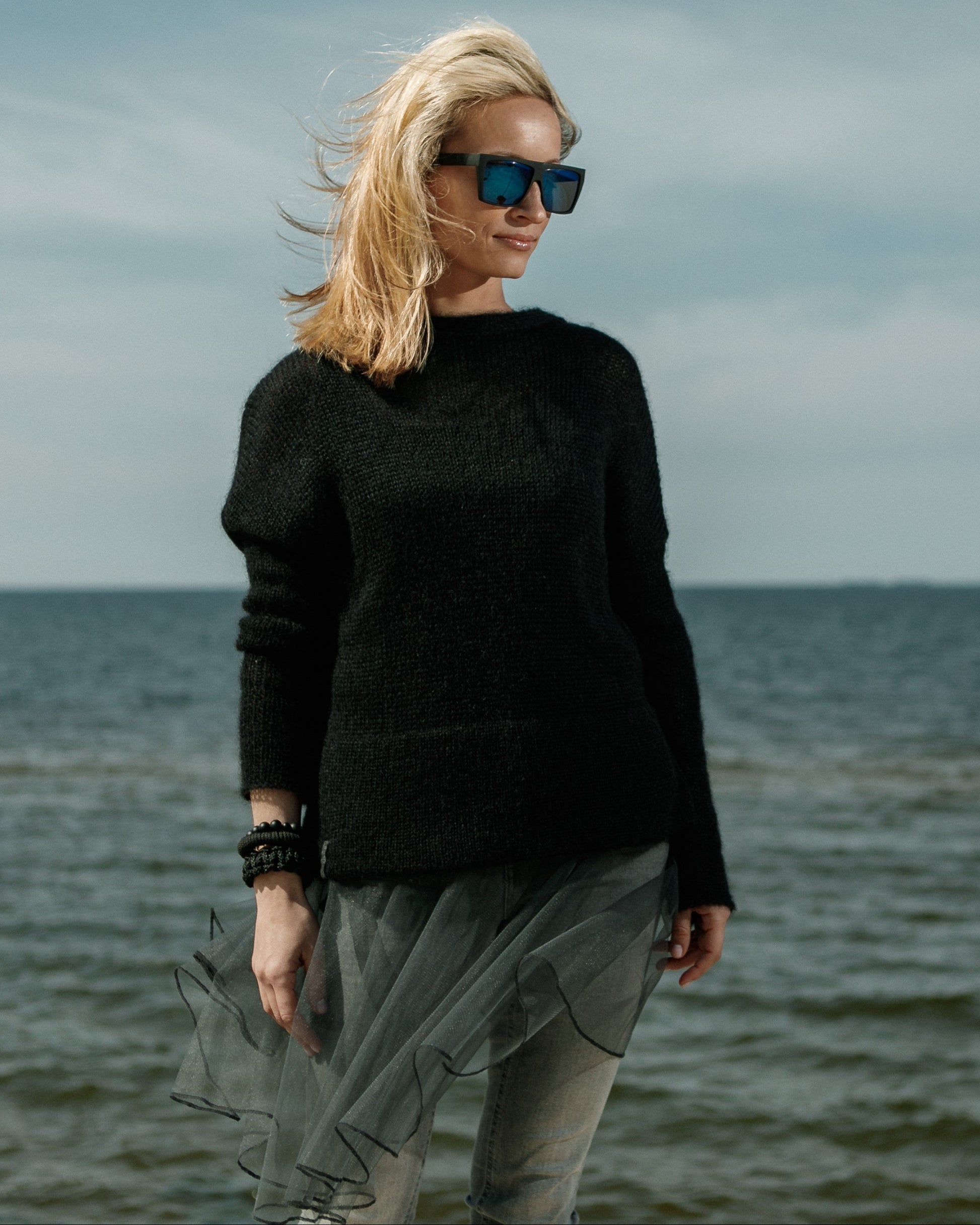 Black premium handmade kid mohair & silk thick knitwear for women