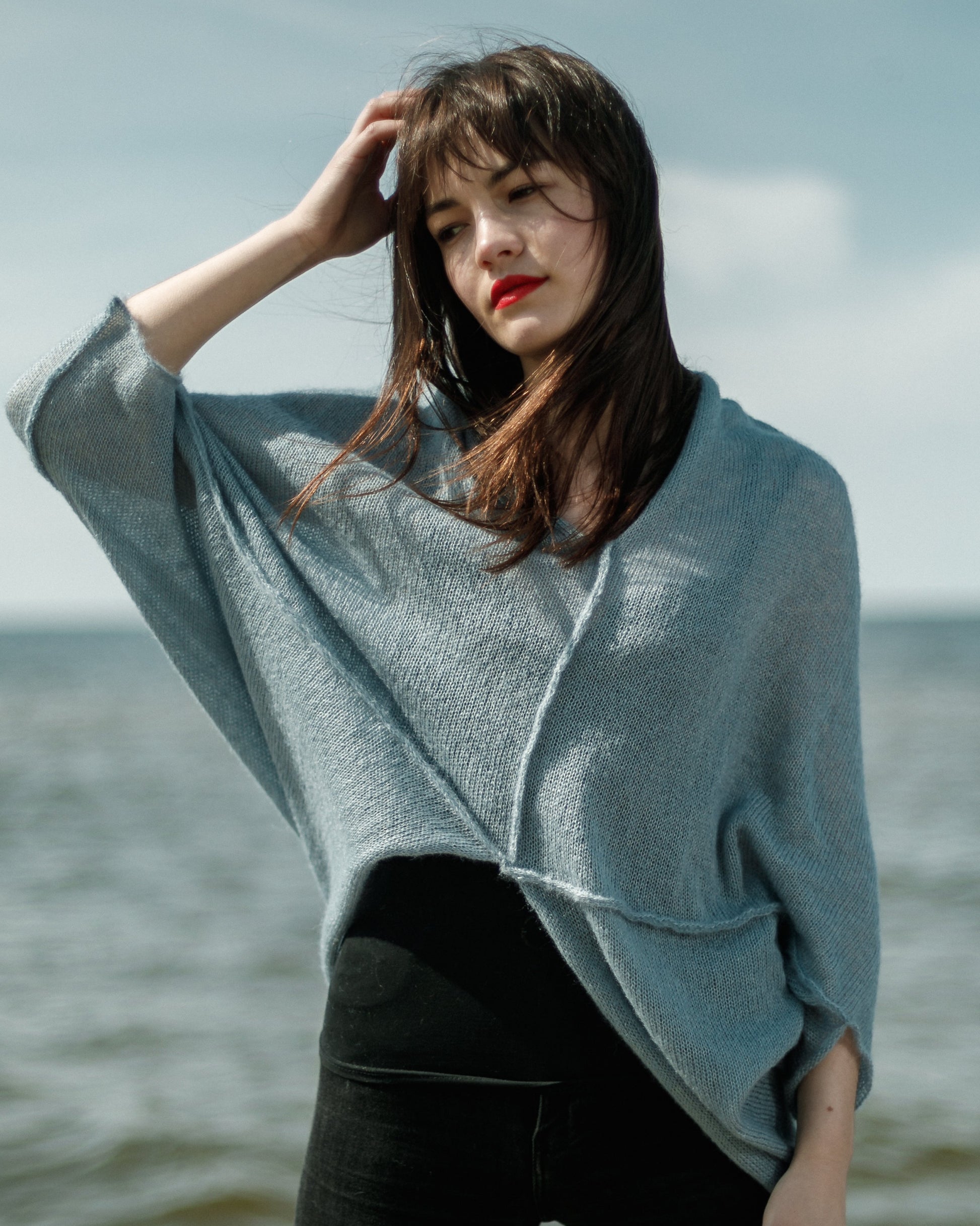 Soft knit texture in kid mohair & silk
