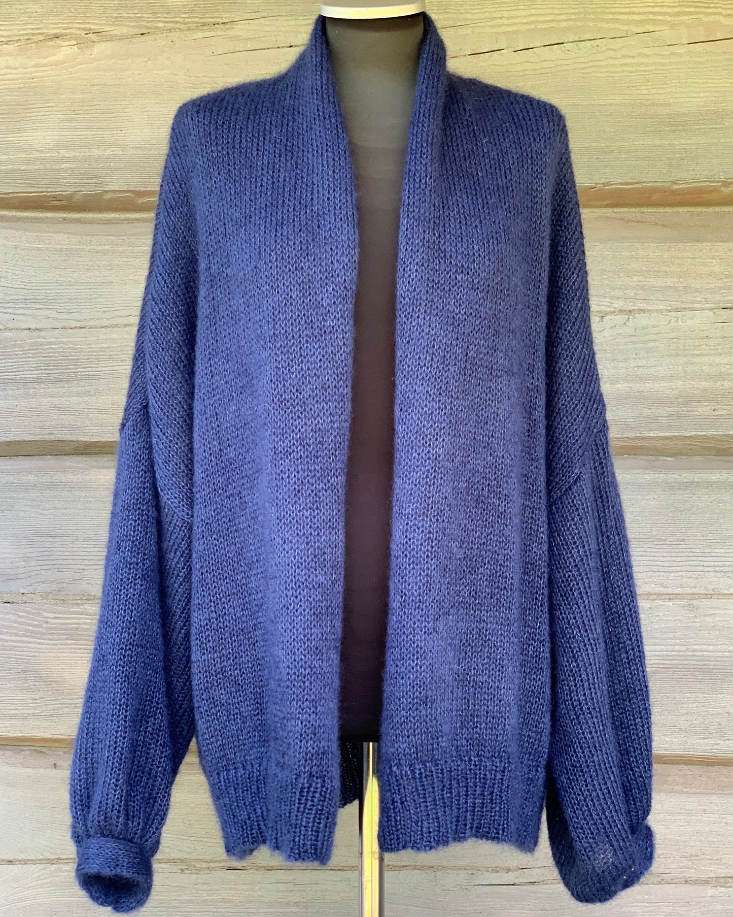 Kid Mohair & Silk Thick Cardigan with Balloon Sleeves and Decorative Seam on the Back