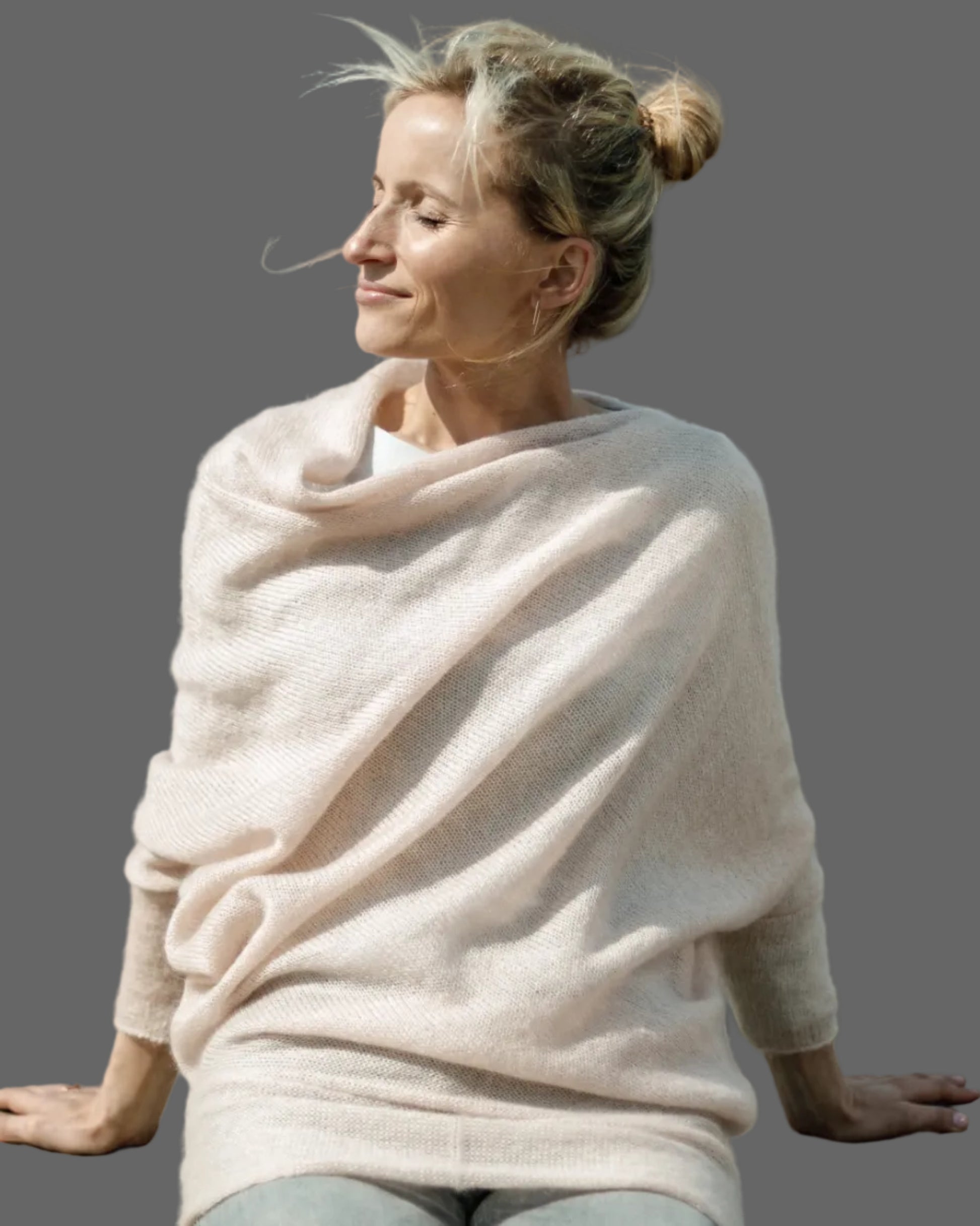 Soft knit texture in kid mohair & silk