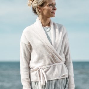 Short Cardigan with Belt