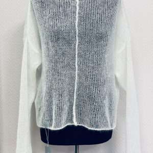 Mesh Sweater With Regular Sleeves & Visible Front Stich