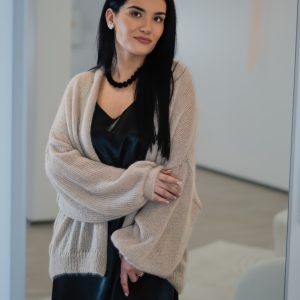 Kid Mohair & Silk Thick Cardigan with Full Sleeves & Horizontal Decorative Seam on the Back